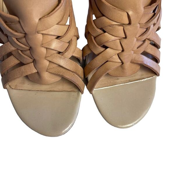 Diane Von Furstenberg Tan Clear Taite Acrylic Lucite Heels Sandals Shoes Size 10 - Picture 5 of 11